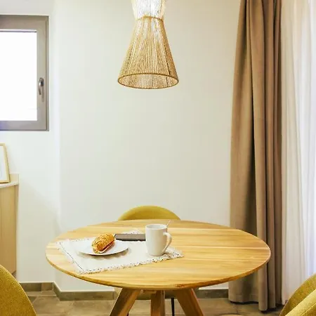 Bravissimo Mercadal 3, One-bedroom Sofa Bed Apartment