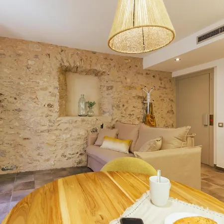 شقة Bravissimo Mercadal 3, One-bedroom Sofa Bed *