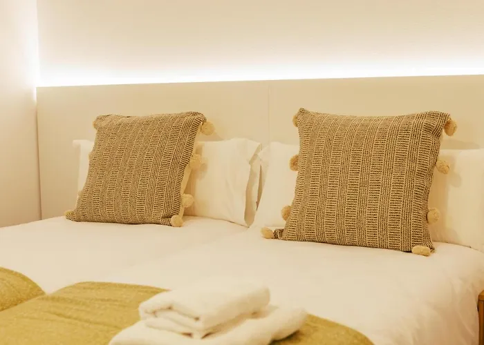 Bravissimo Mercadal 3, One-bedroom Sofa Bed Girona